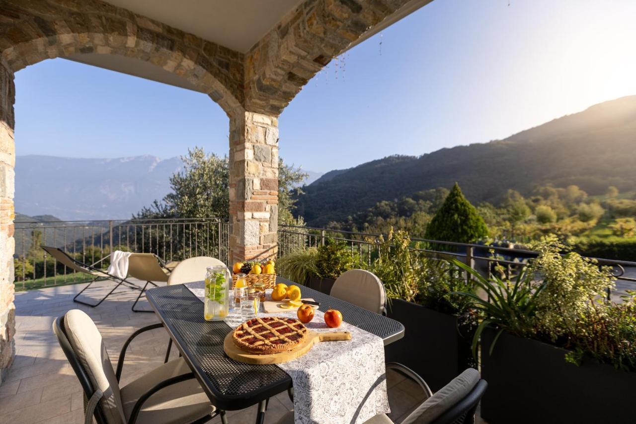 Mos Country House Tremosine Екстер'єр фото