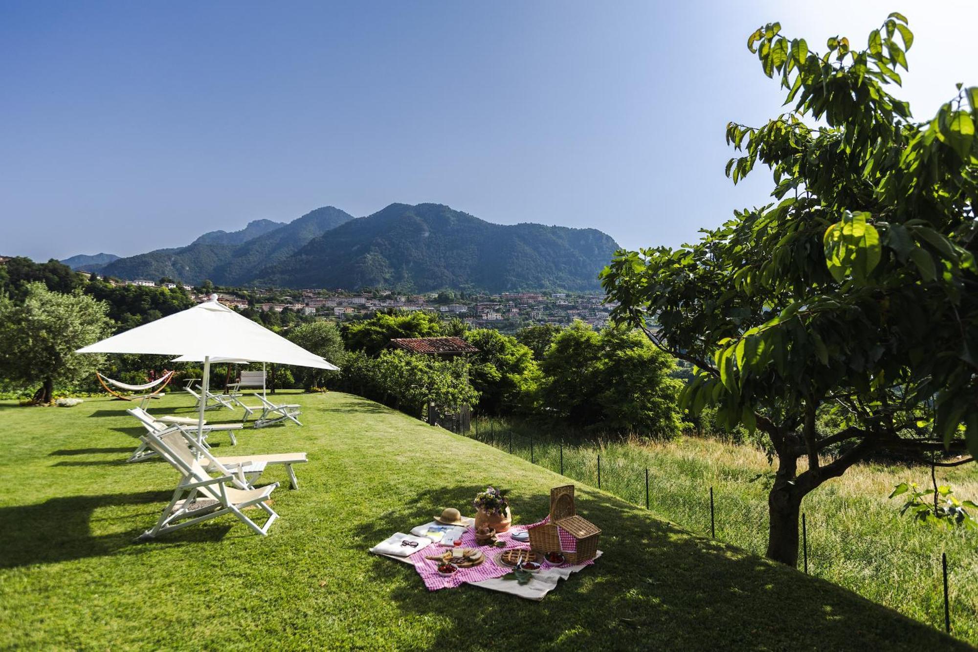 Mos Country House Tremosine Екстер'єр фото