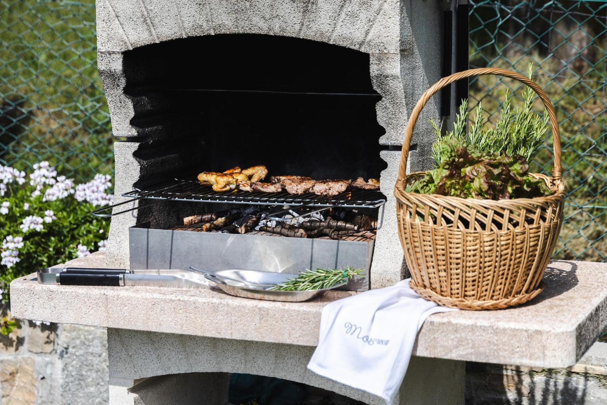 Mos Country House Tremosine Екстер'єр фото