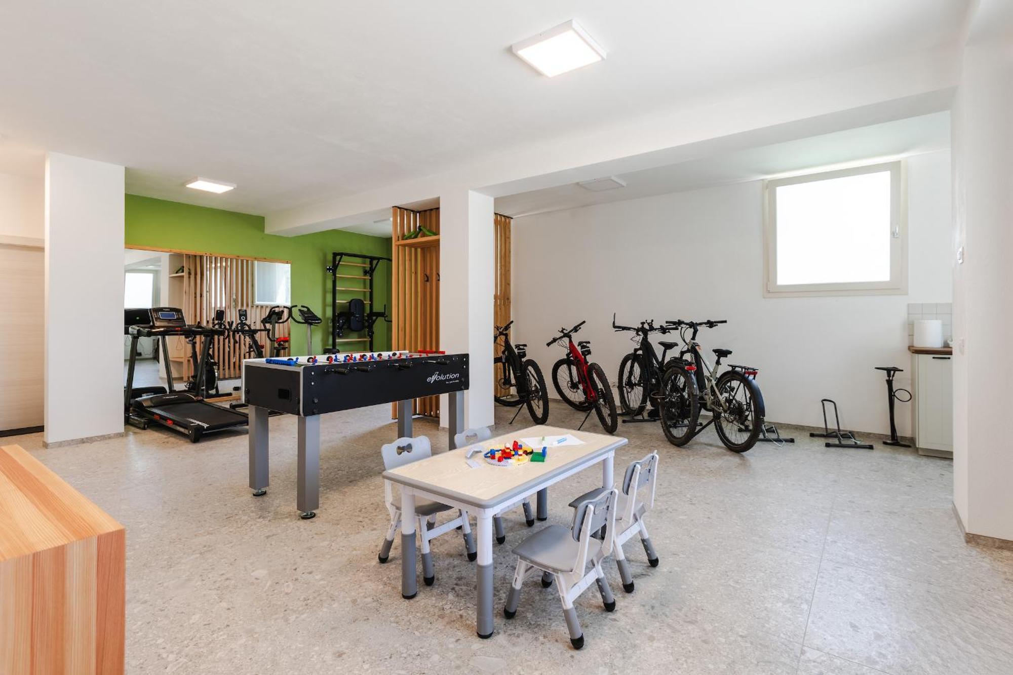Mos Country House Tremosine Екстер'єр фото